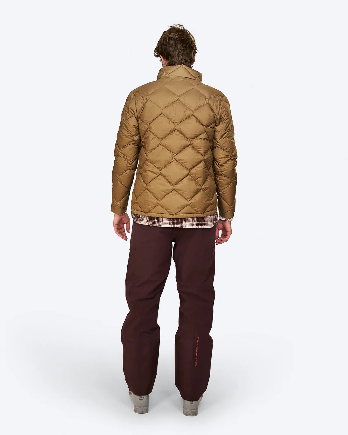 The Mountain Studio D-12 UL dunjakke lett Otter