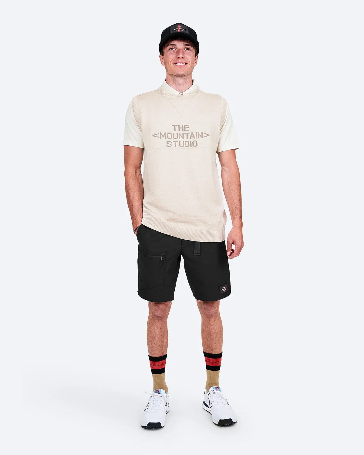 The Mountain Studio L-9 Field shorts Black Onyx stretch