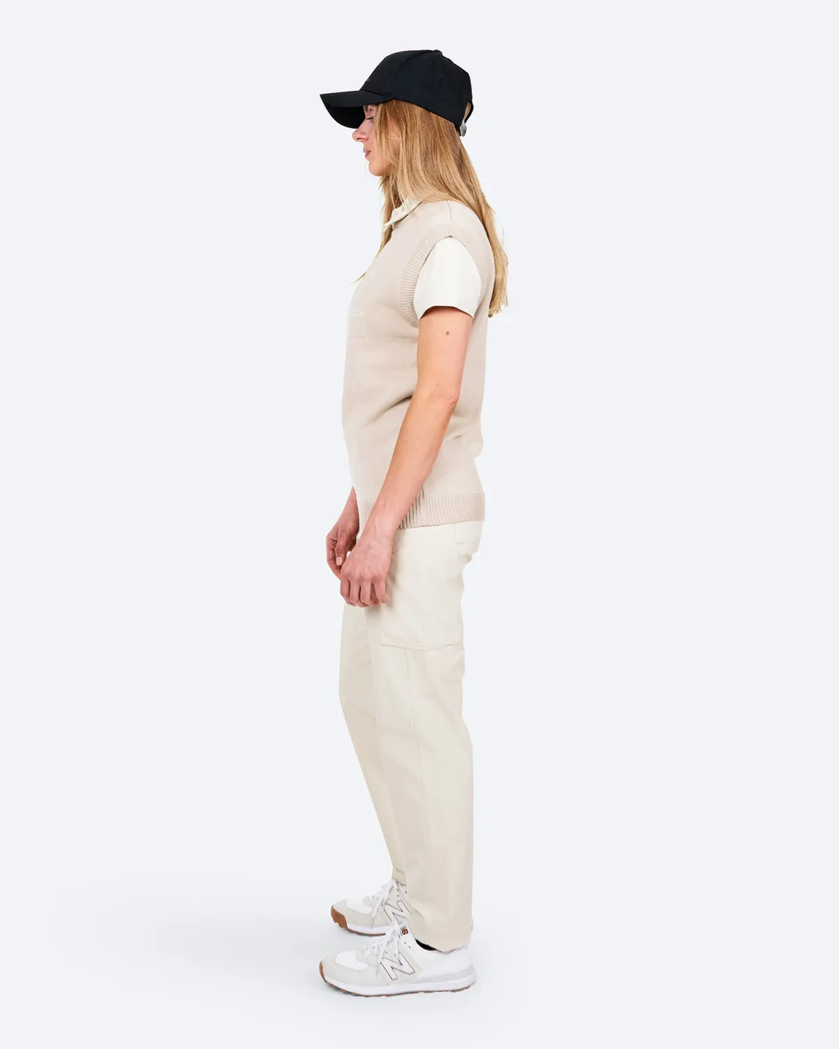 The Mountain Studio K-10 W strikkvest Almond Milk merino
