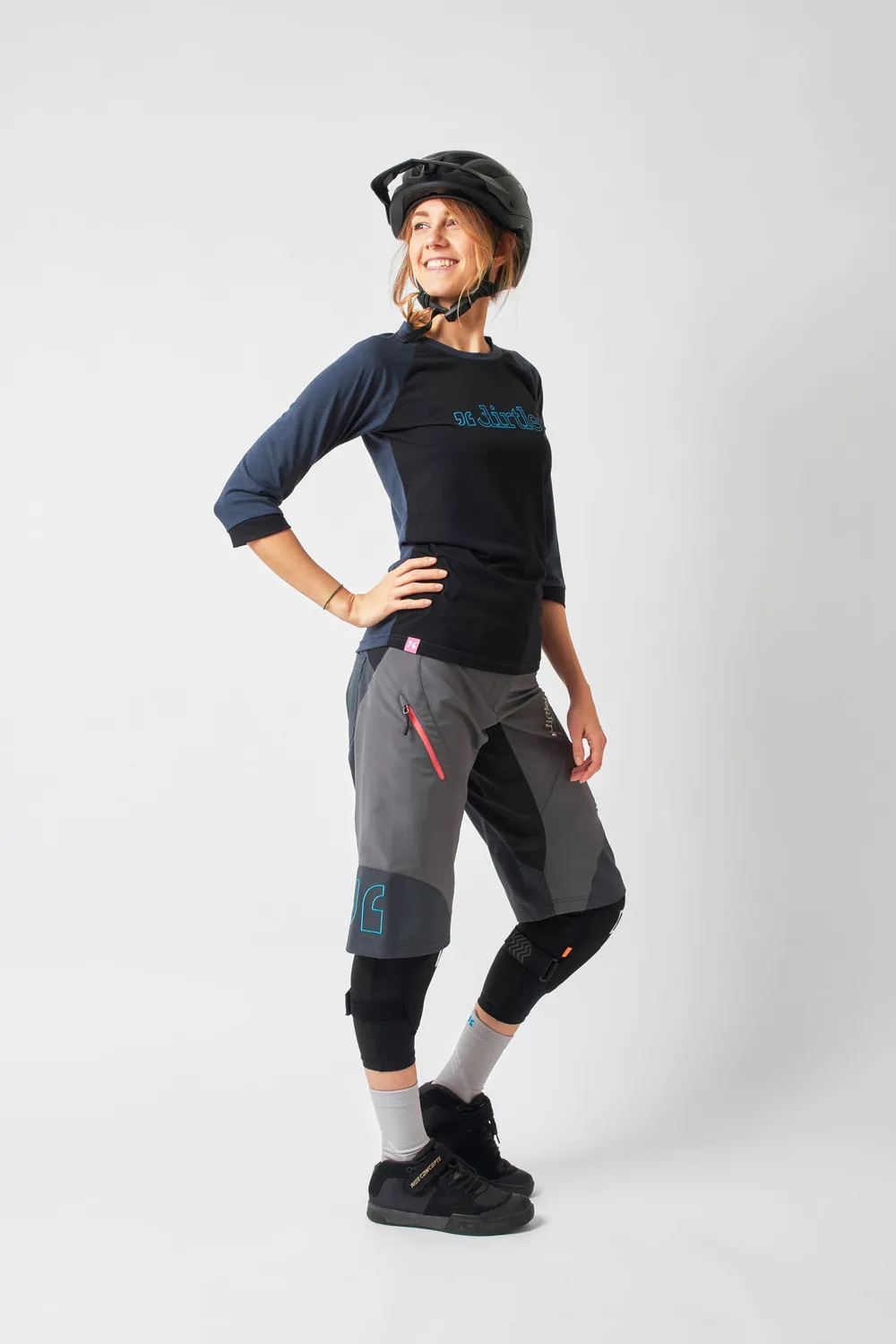 dirtlej mountee ladies sykkeltrøye steel blue luktfri
