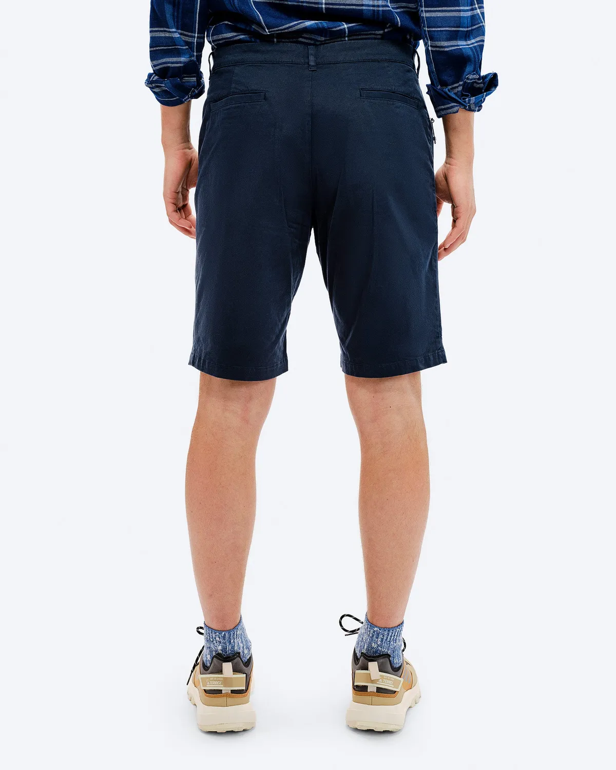 The Mountain Studio L-5 COS shorts Eclipse økologisk bomull