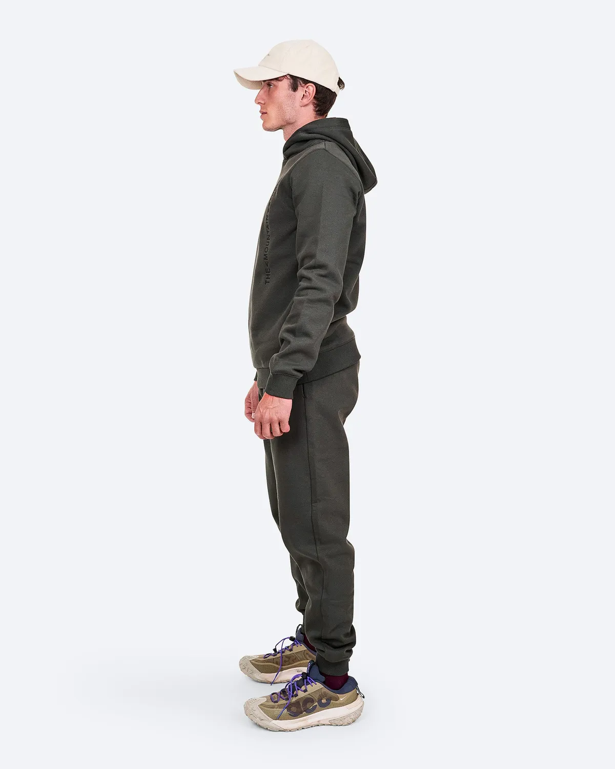 The Mountain Studio J-4 joggebukse Peat økologisk bomull