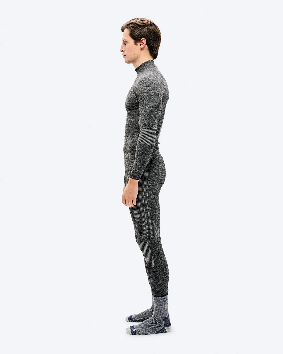 The Mountain Studio U-1 trøye anthracite base layer
