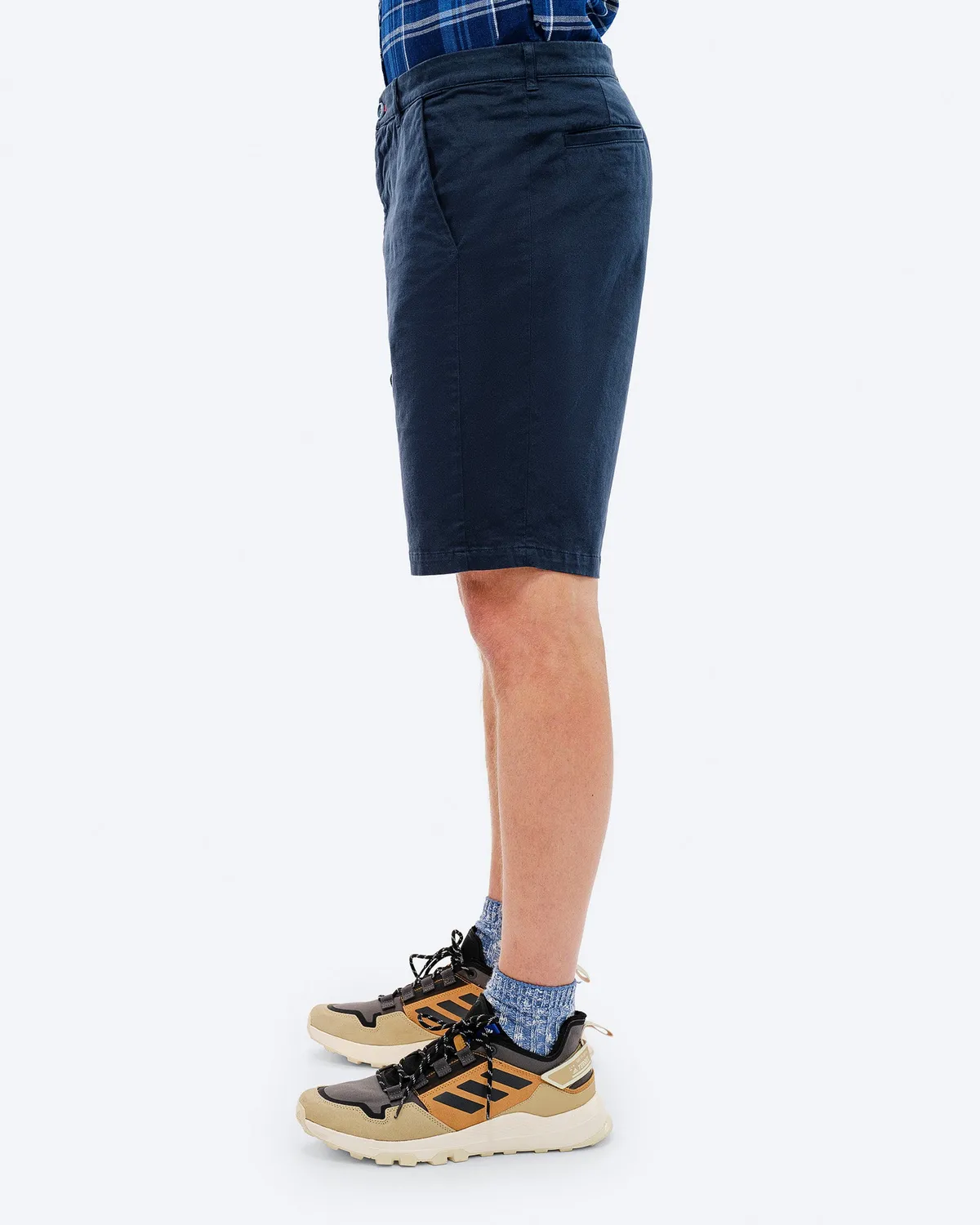 The Mountain Studio L-5 COS shorts Eclipse økologisk bomull