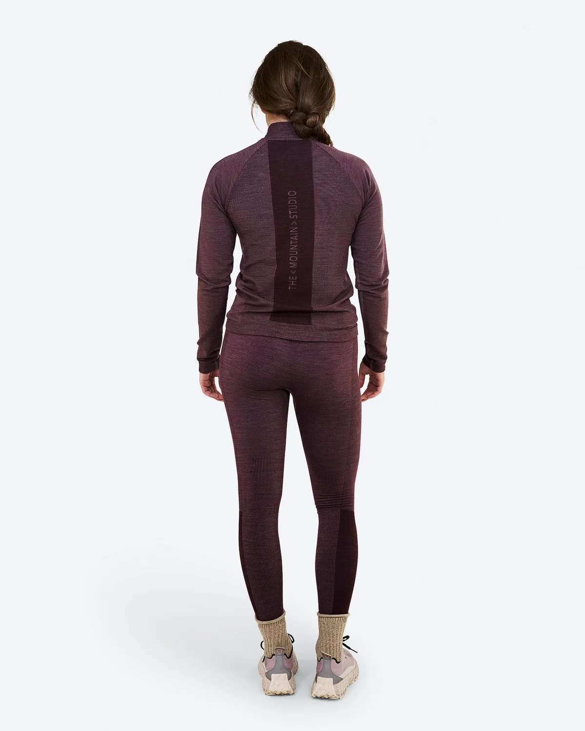 The Mountain Studio U-12 W merino stillongs fudge varm