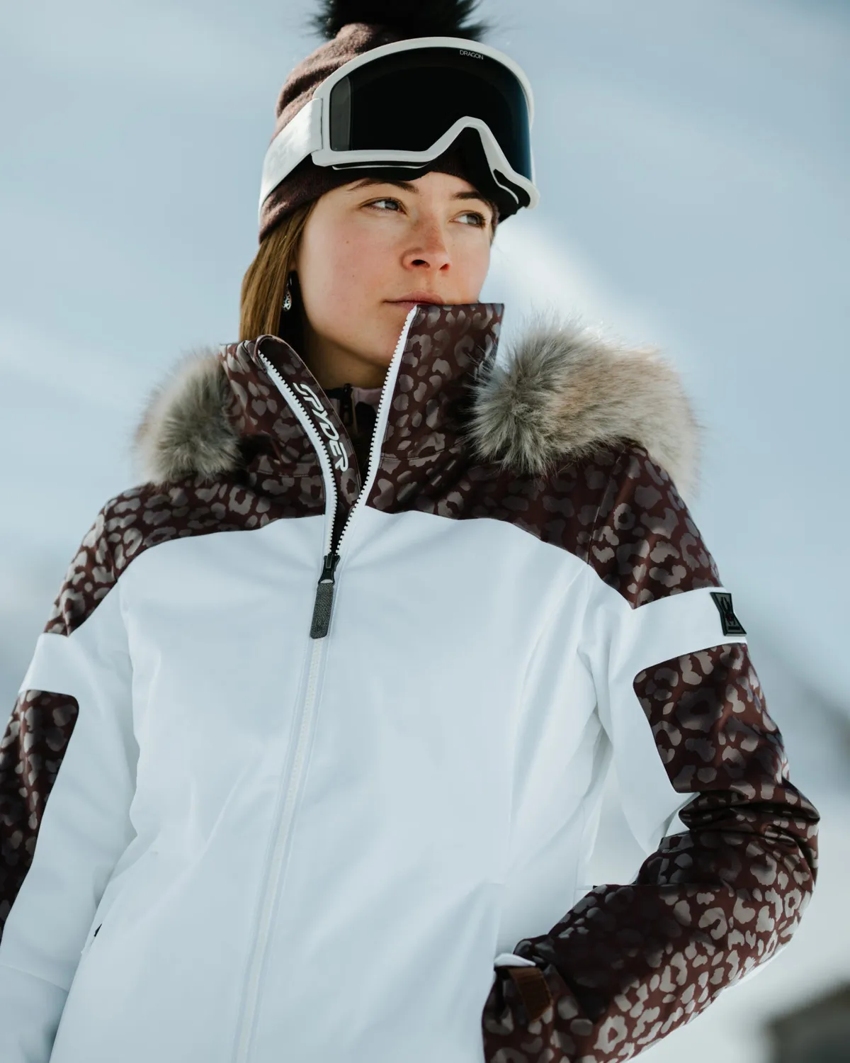 Spyder Vida skijakke hvit 20K med pels