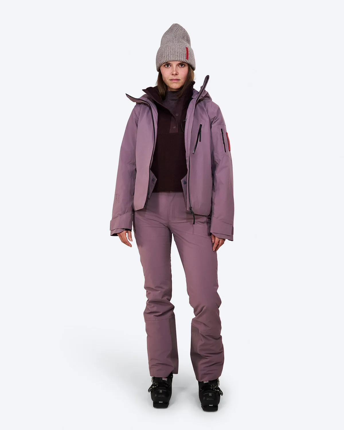The Mountain Studio S-5 W skijakke Ephemera isolert dame
