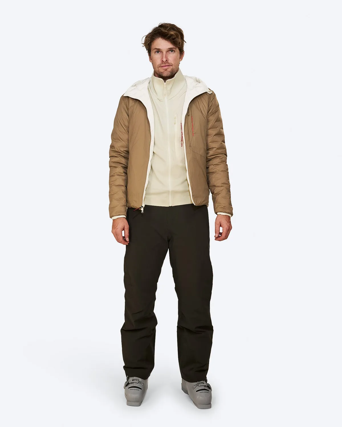 The Mountain Studio D-3 RL dunjakke Almond Milk lett