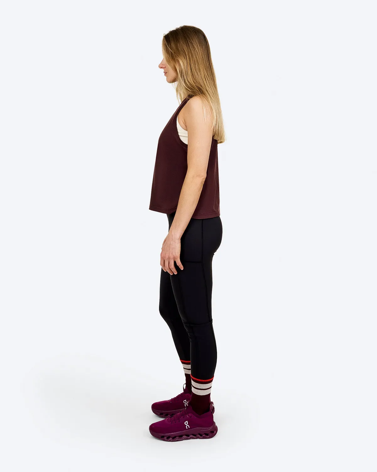 The Mountain Studio T-7 W singlet Fudge