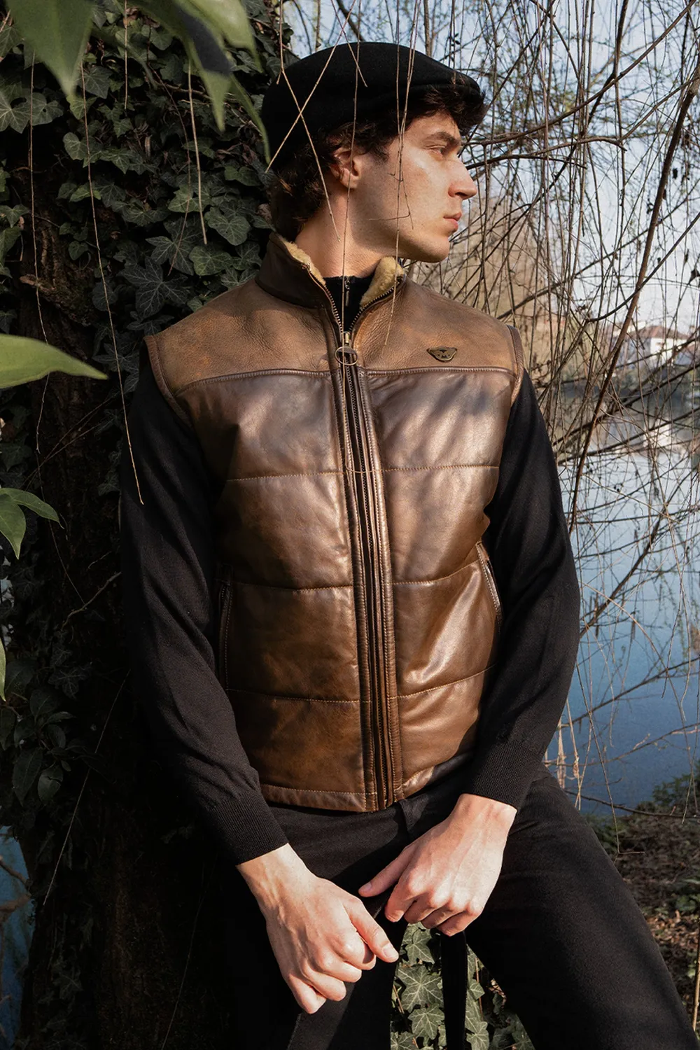 Matchless Manx skinnvest brun saueskinn