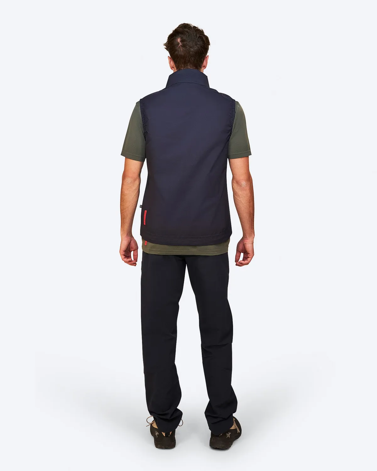 The Mountain Studio V-8 Pertex vindvest Sky Captain lett