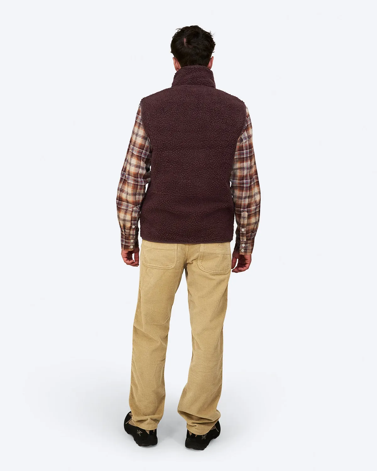 The Mountain Studio V-5 vest fudge ullblanding