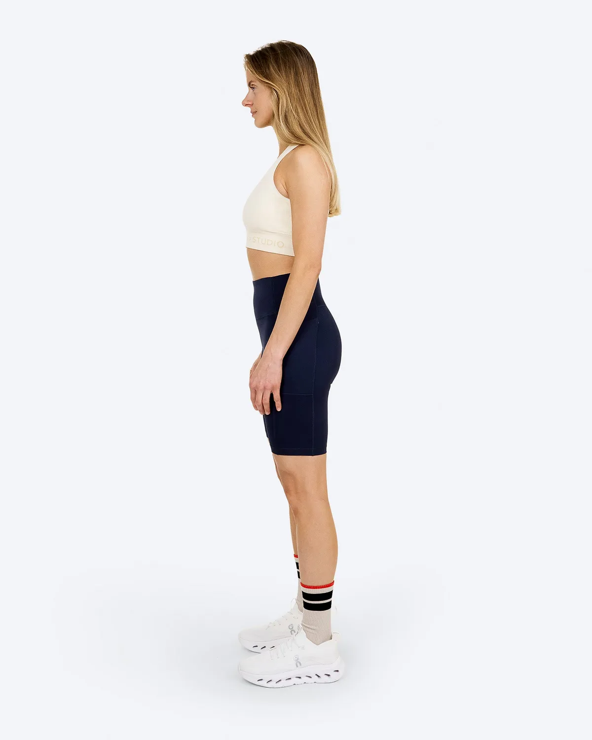The Mountain Studio O-3 W treningsshorts Sky Captain dame