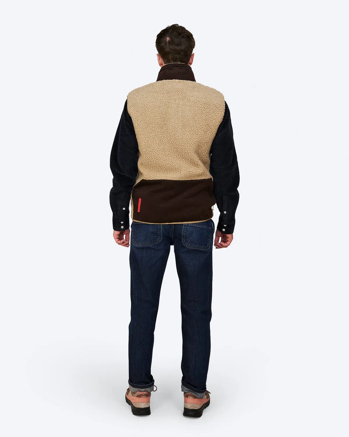 The Mountain Studio V-5 C ullvest Kelp varm