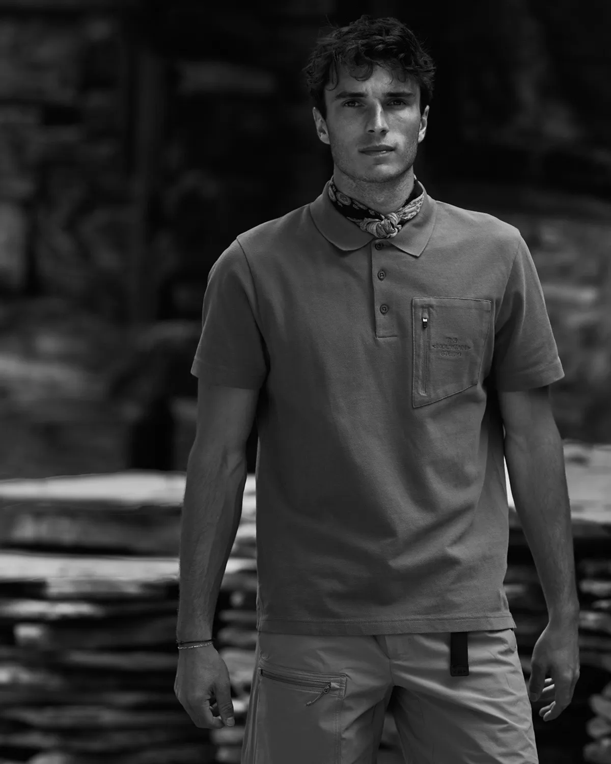 The Mountain Studio L-9 Field shorts stretch Almond Milk