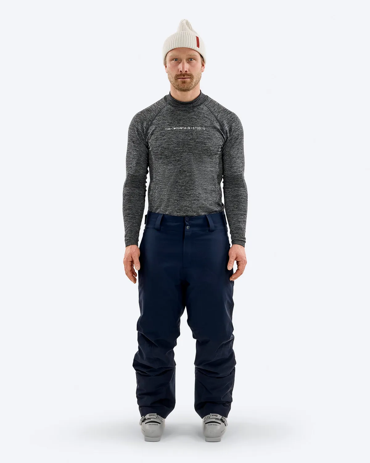 The Mountain Studio P-3 skibukse Sky Captain isolert