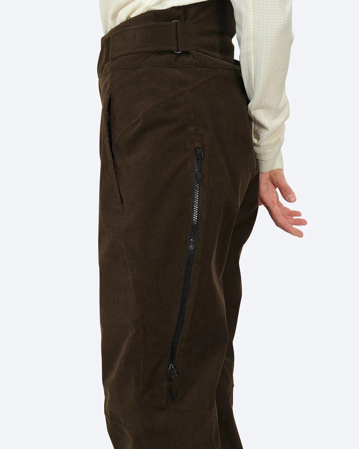 The Mountain Studio P-11 WC skibukse brun cord isolert