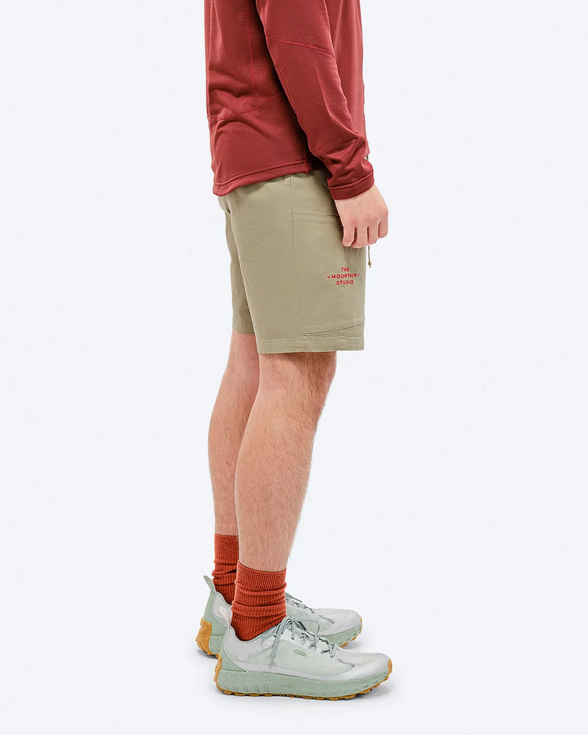 The Mountain Studio L-5 COS shorts herre bomull grå