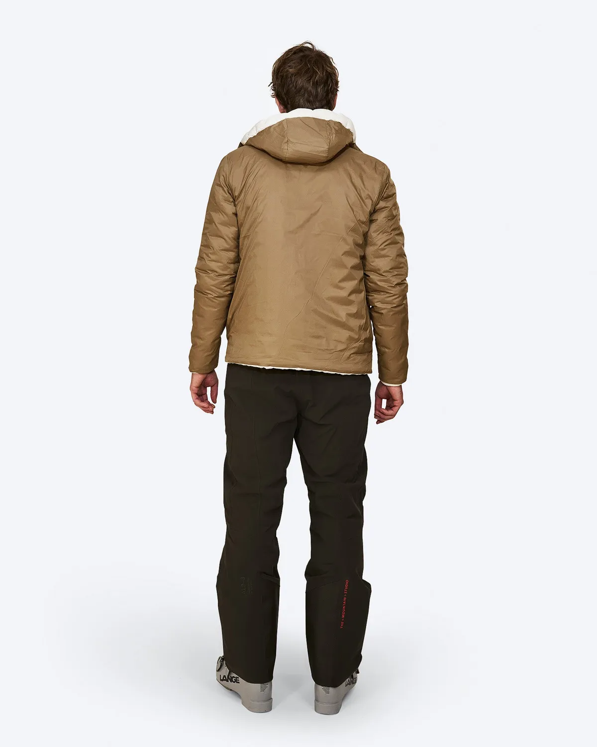 The Mountain Studio D-3 RL dunjakke Almond Milk lett
