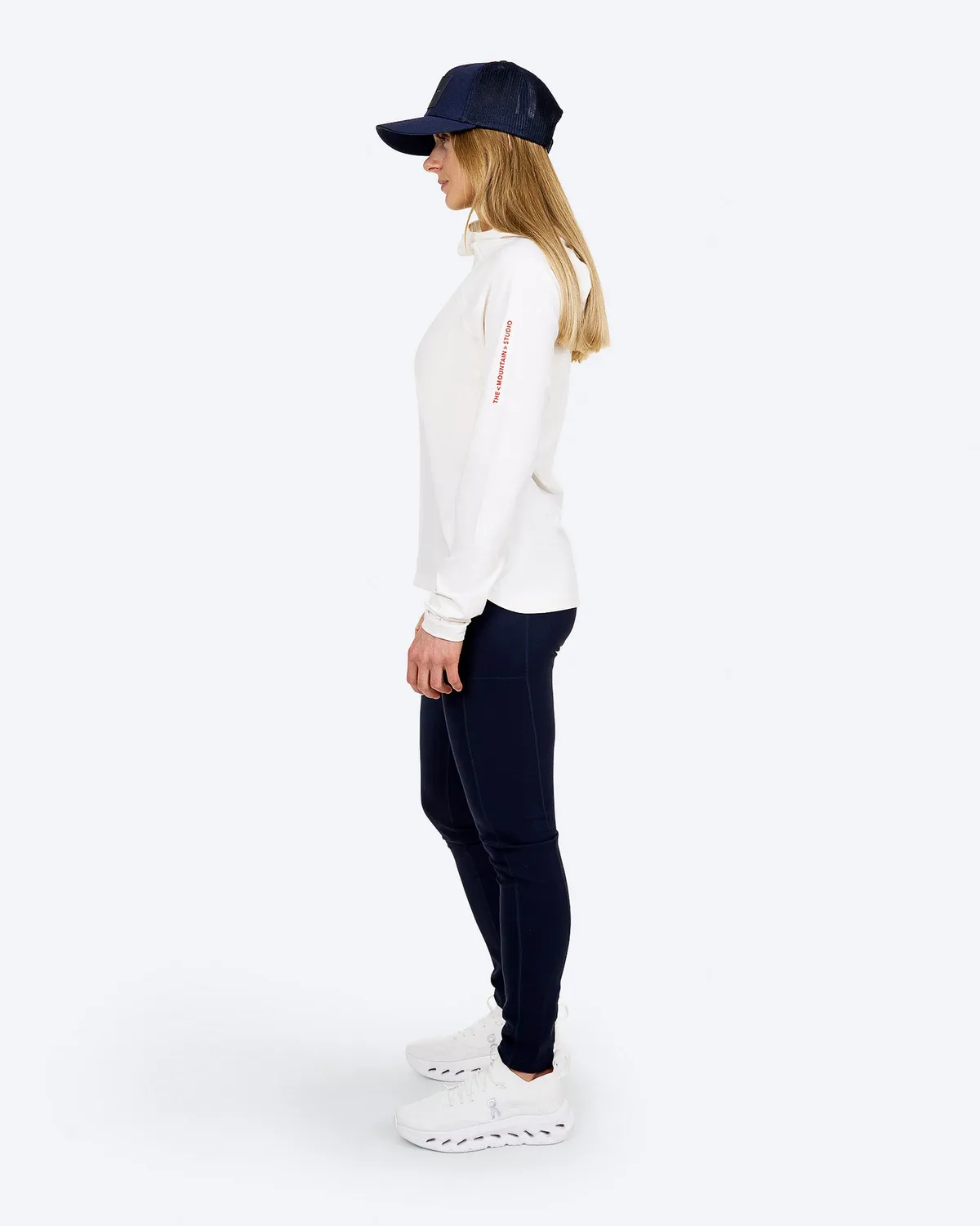 The Mountain Studio O-2 W tights Black Onyx stretch