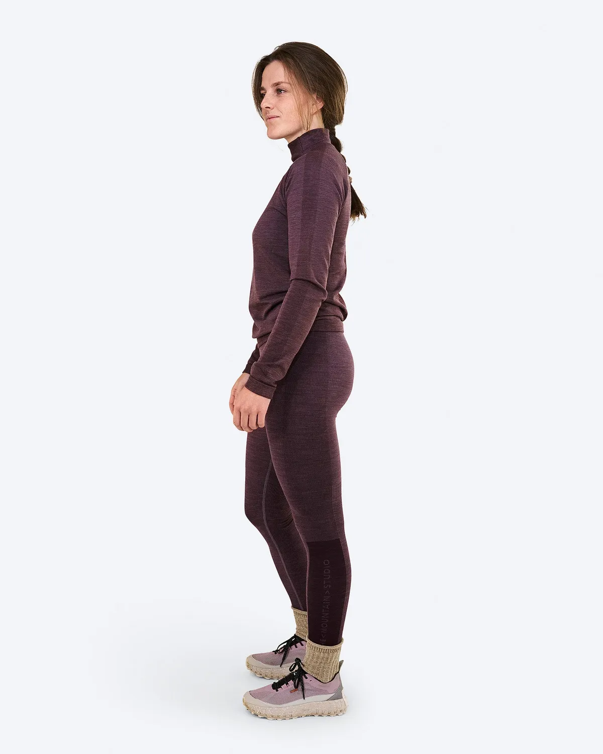 The Mountain Studio U-12 W merino stillongs fudge varm