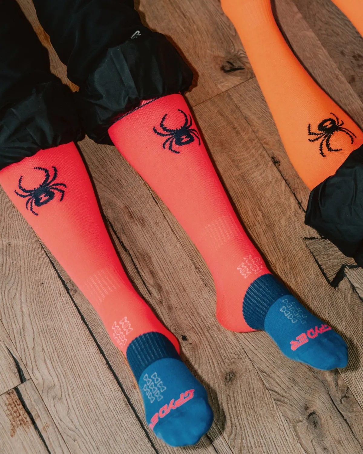 Spyder Pro Liner skisokker Electric Coral tynne