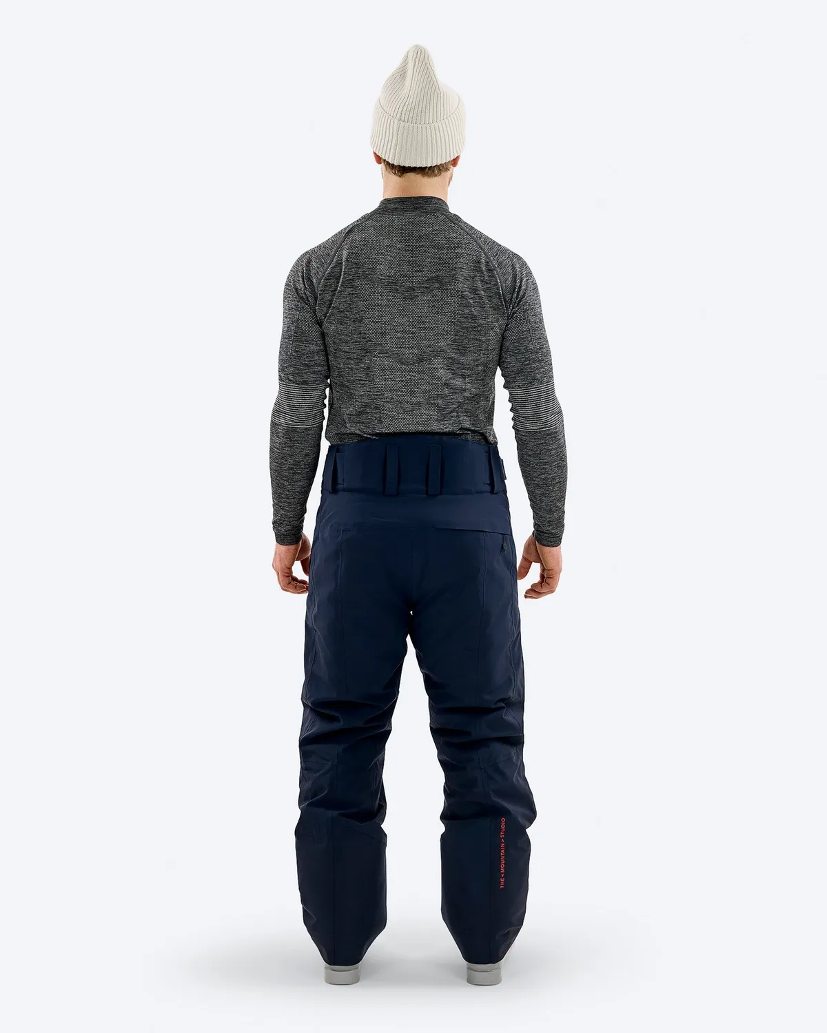 The Mountain Studio P-3 skibukse Sky Captain isolert