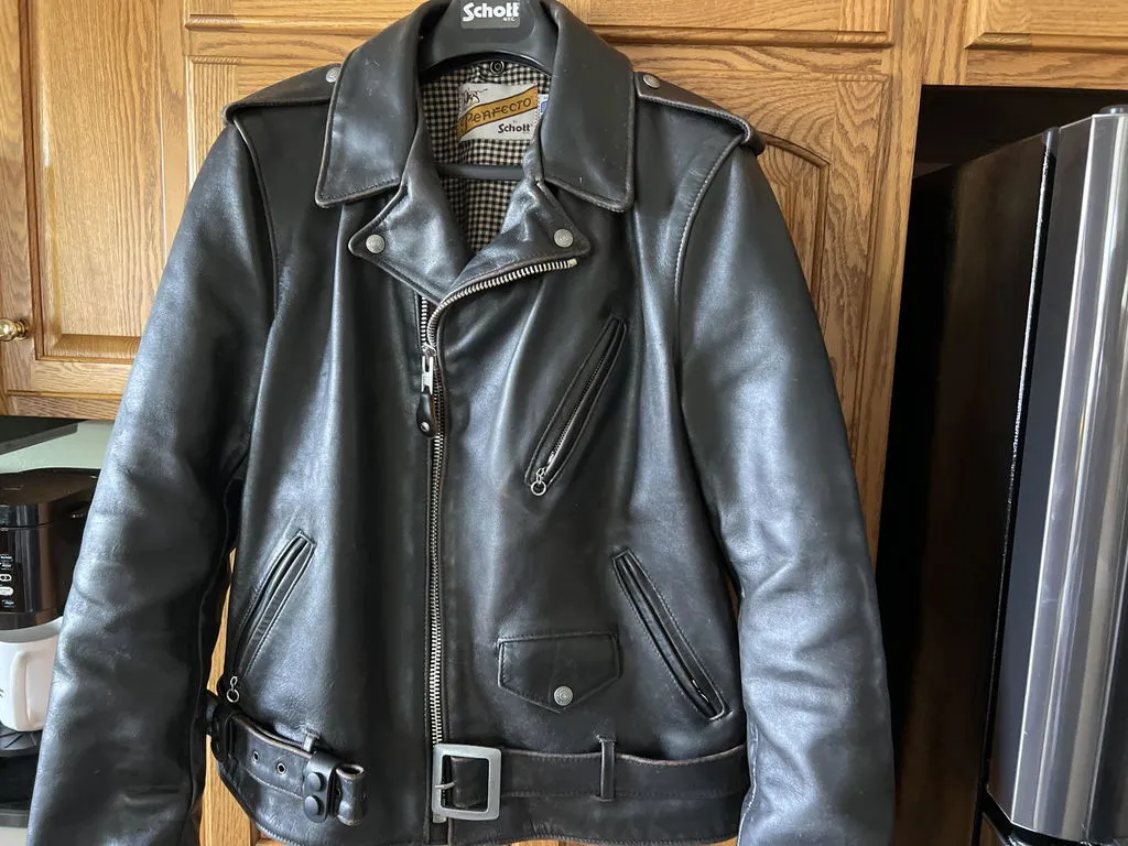 Schott NYC Perfecto P50VN skinnjakke vintage svart