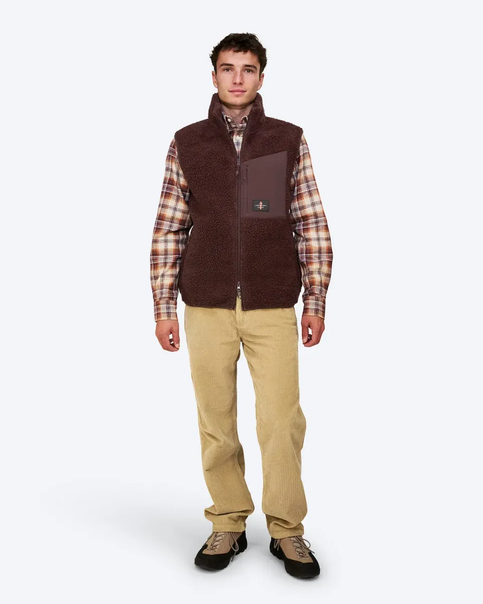 The Mountain Studio V-5 vest fudge ullblanding