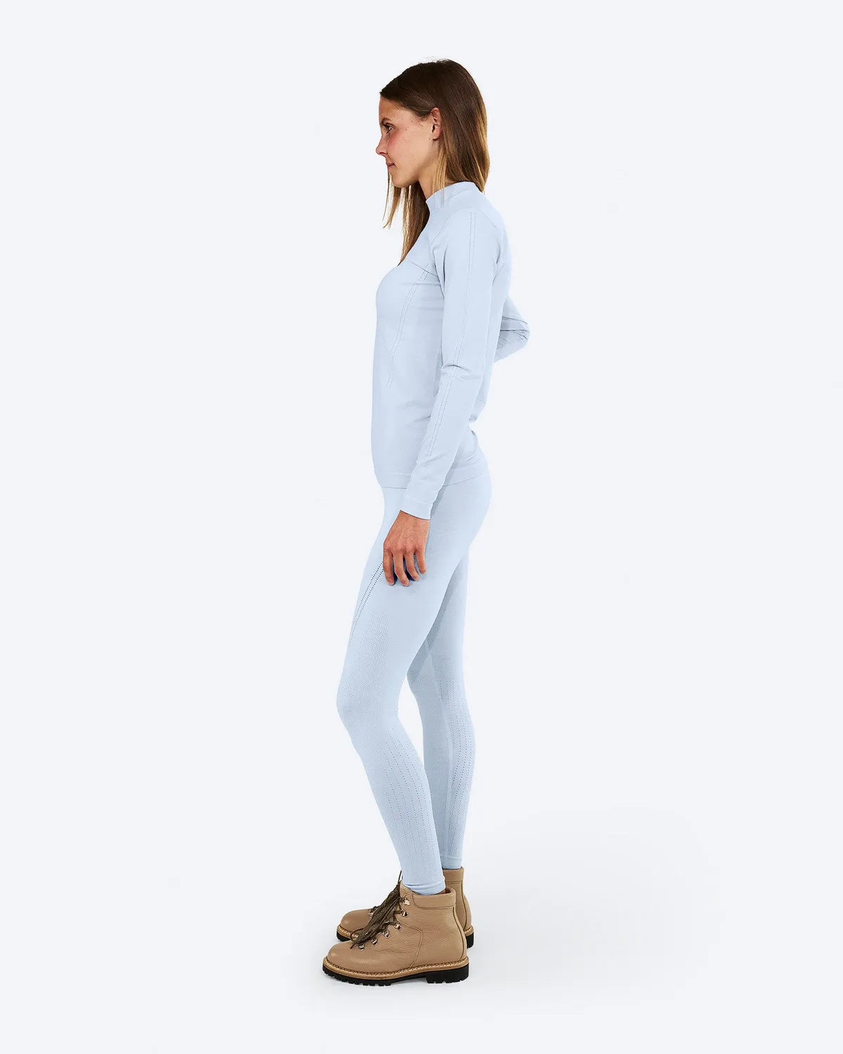 The Mountain Studio U-10 W Seamless stillongs Ice Water merino