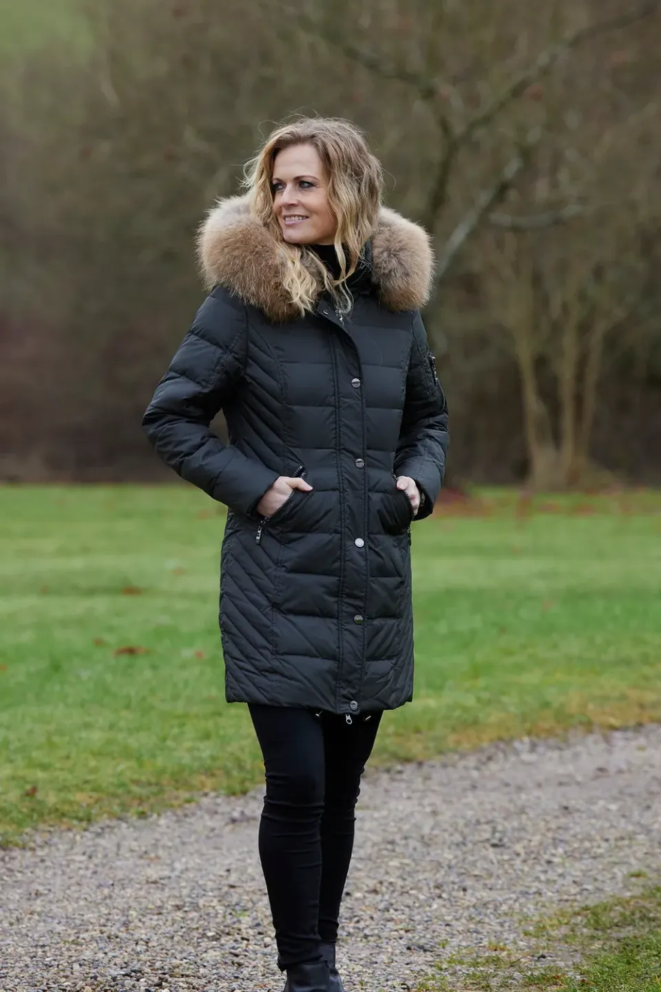 Windfield Alfa R dunjakke dame svart 90% dun