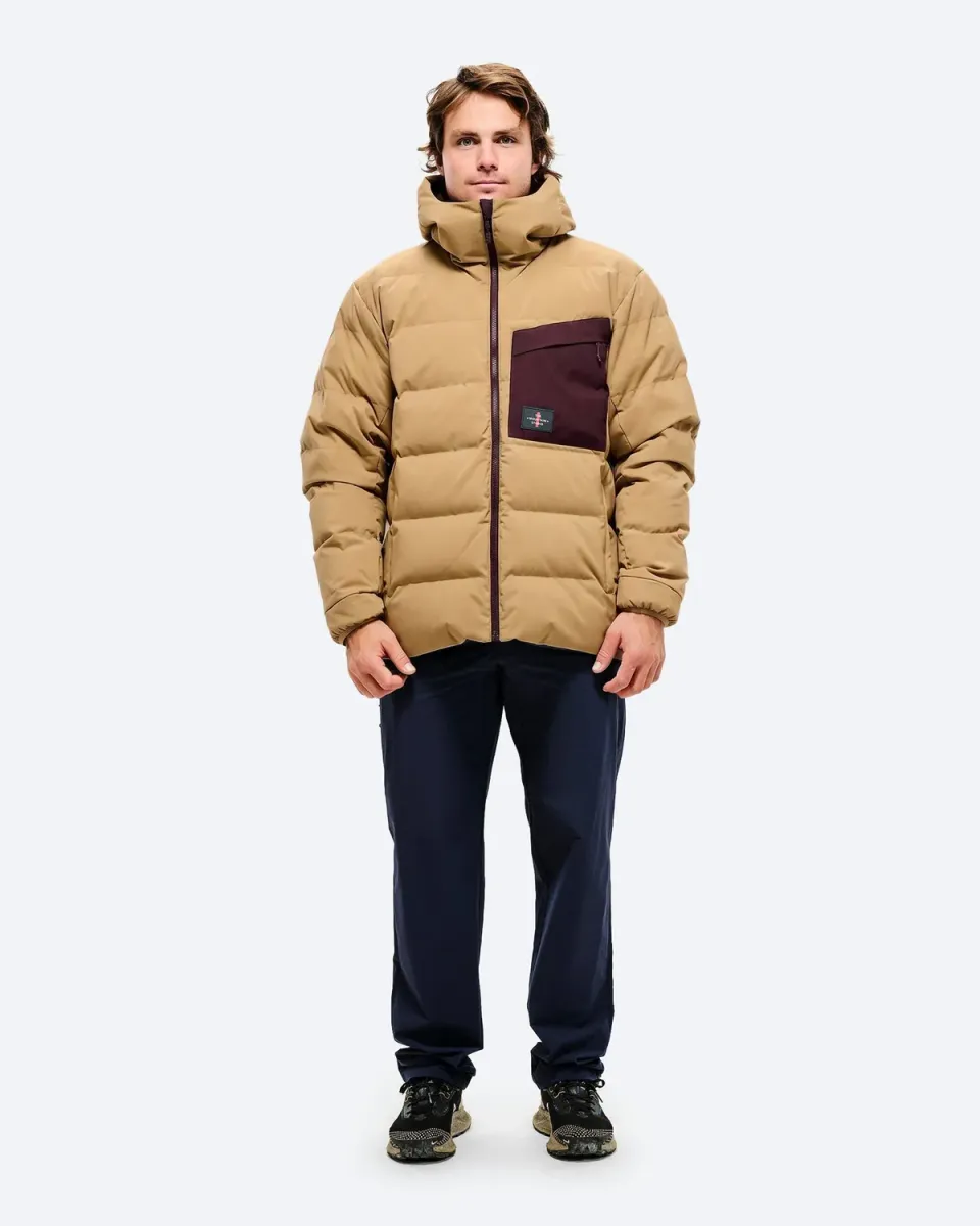 The Mountain Studio D-1 R dunjakke Fudge-Otter vendbar