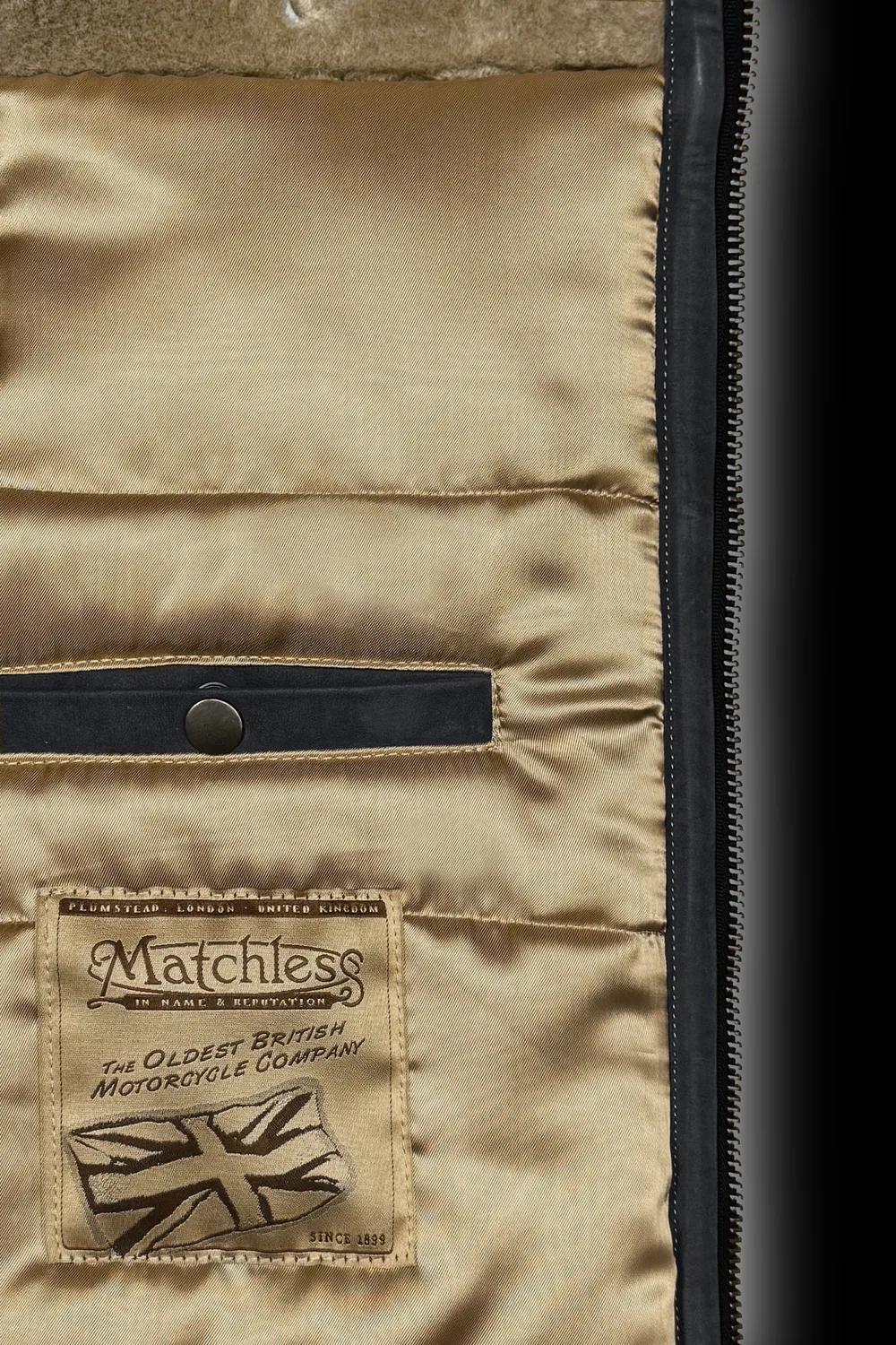 Matchless Manx skinnvest antique black shearling