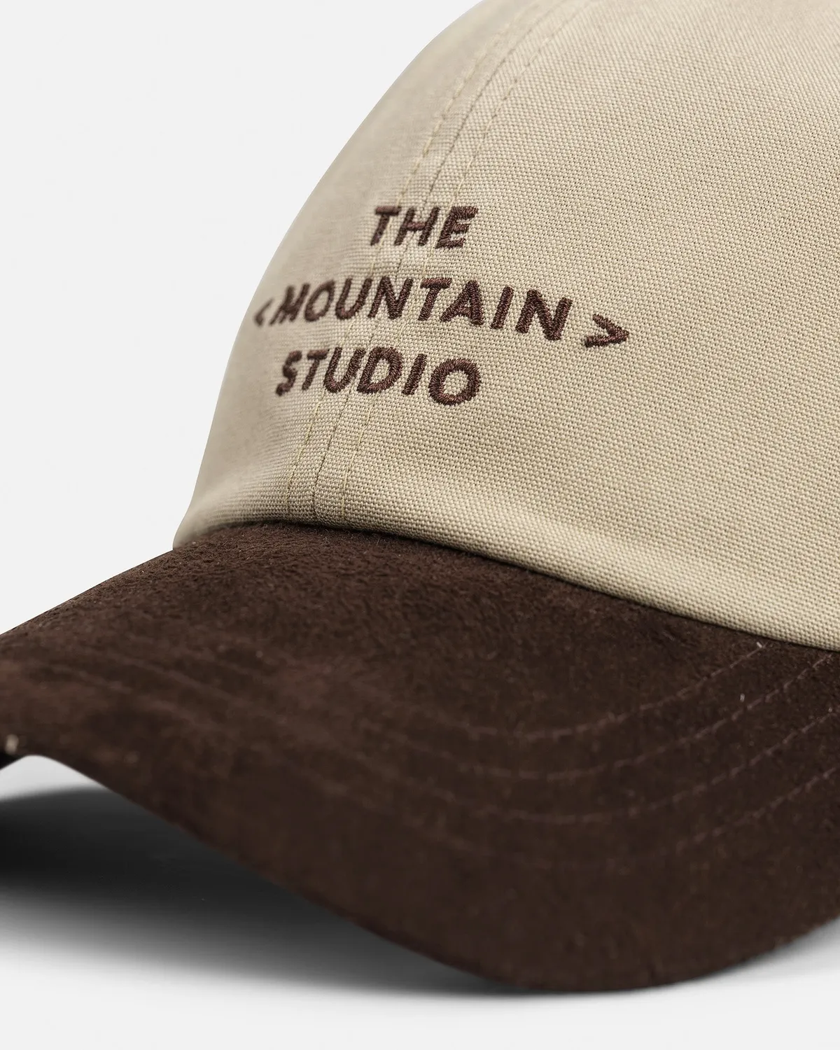 The Mountain Studio C-11 caps Brindle bomull