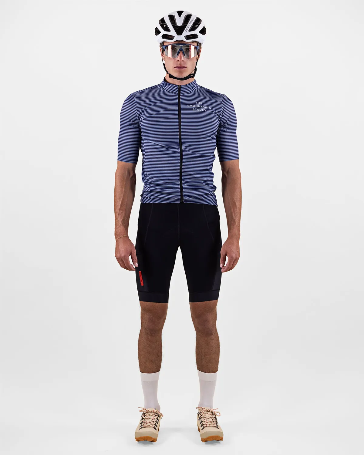 The Mountain Studio L-12 Gravel Bib bibshorts svart med pute