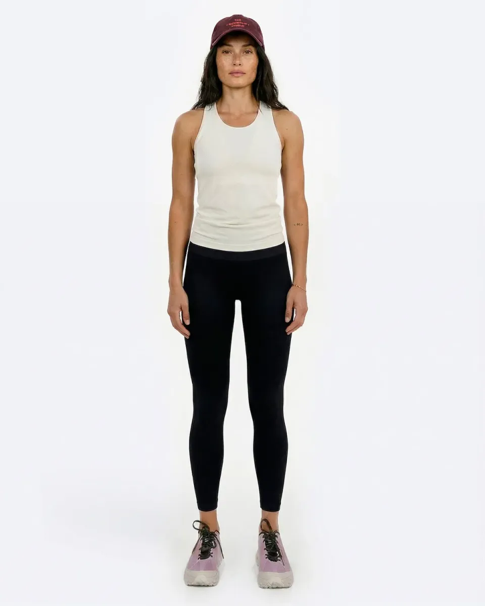The Mountain Studio T-15 W Two Tone Tech Tank Top singlet Almond Milk lett