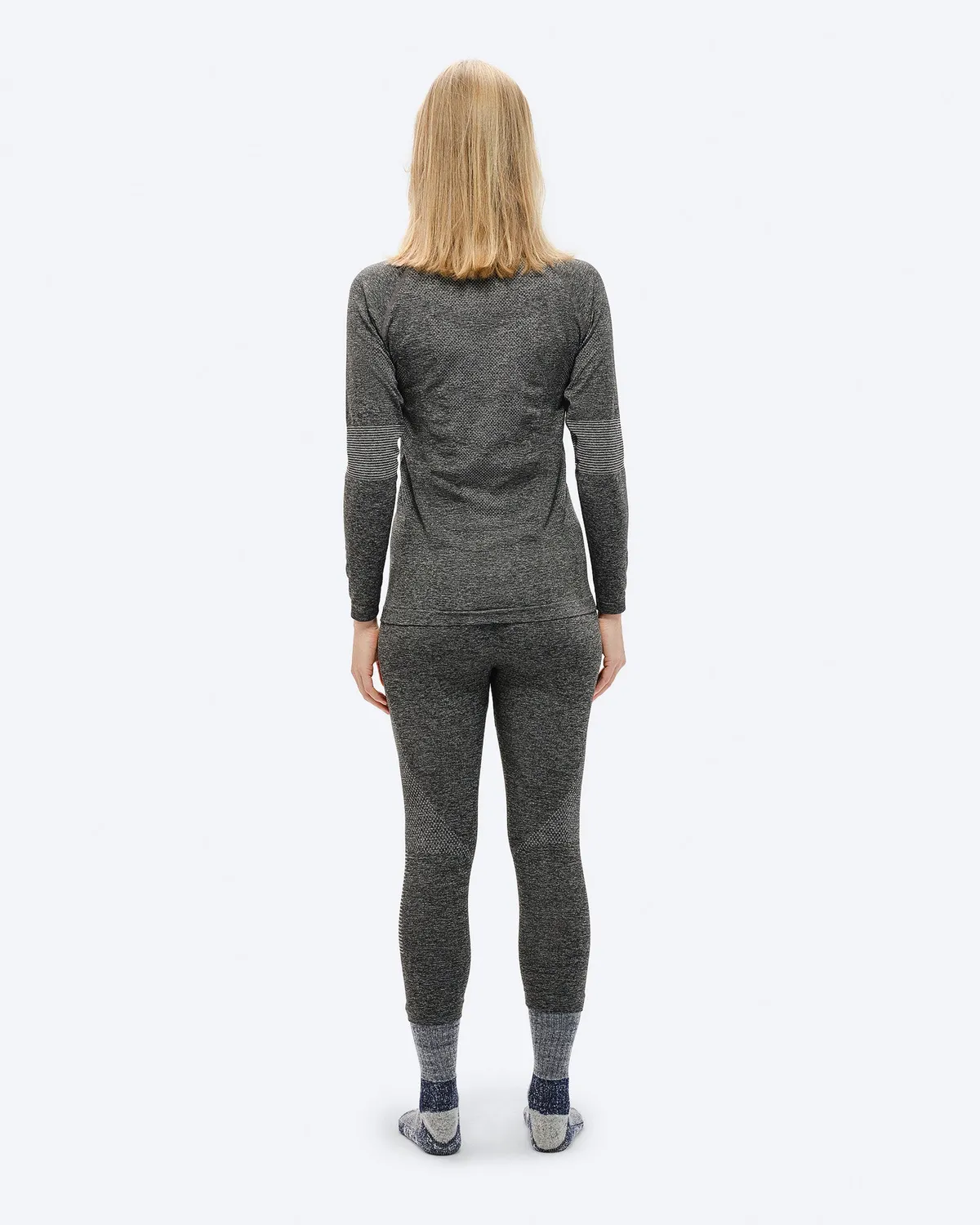 The Mountain Studio U-4 W stillongs Anthracite 3/4 Dryarn